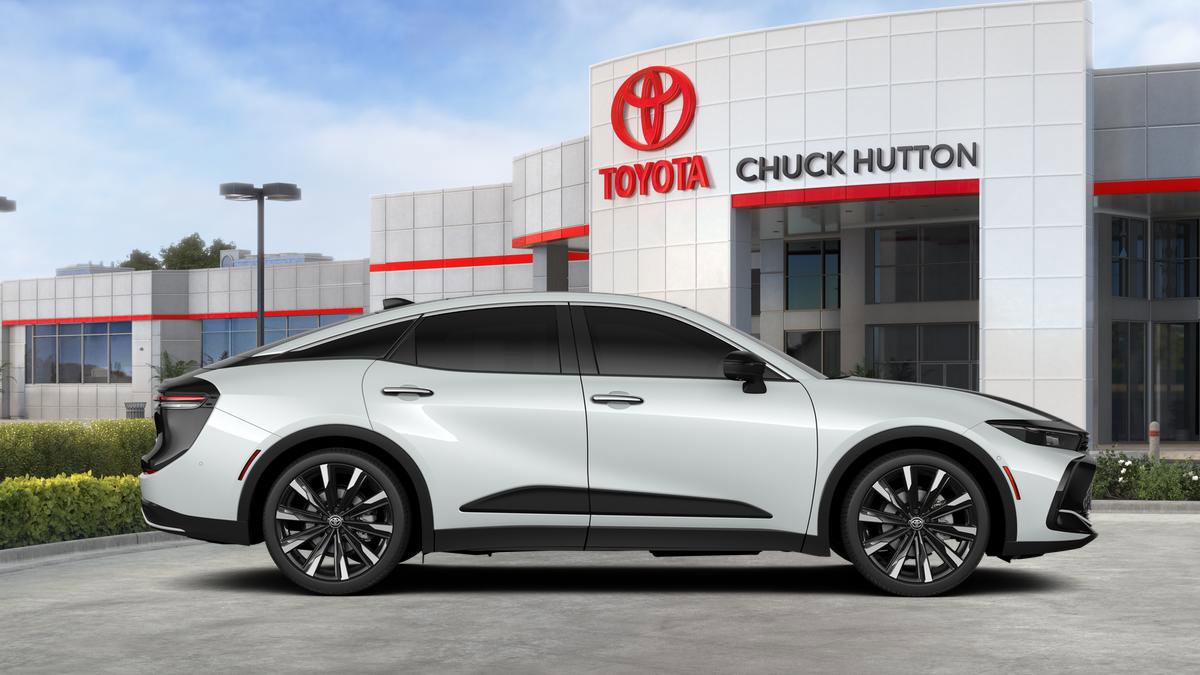 Used 2025 Toyota Crown Platinum image 41