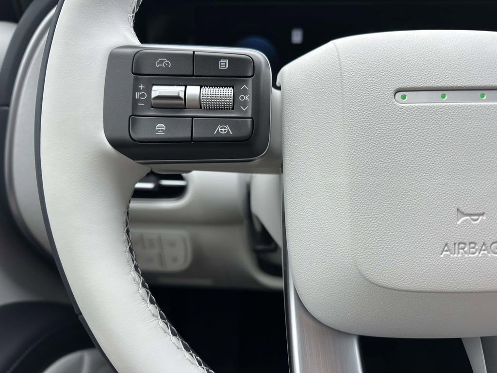 Used 2026 Hyundai Palisade Calligraphy FWD image 13