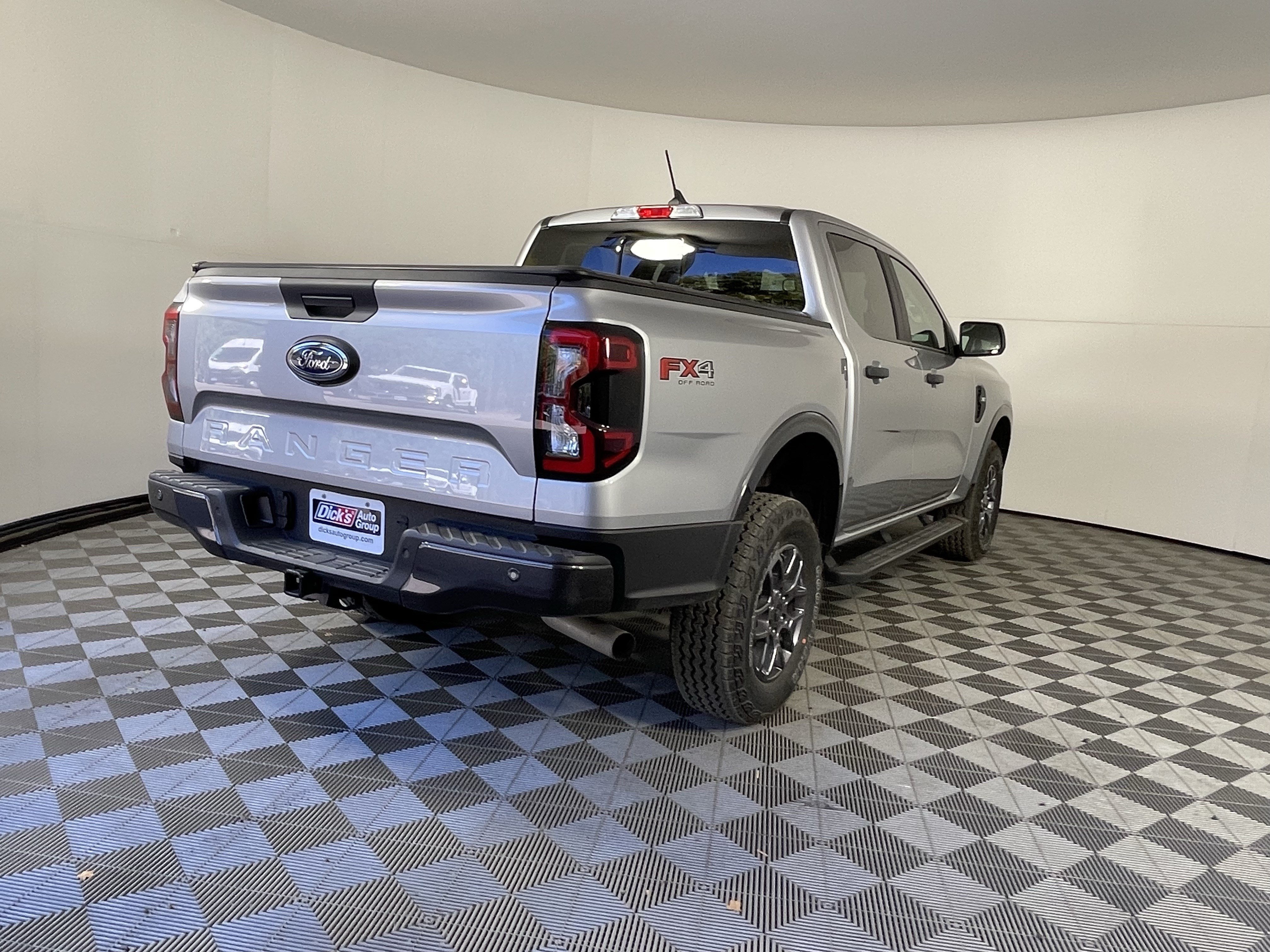 Used 2024 Ford Ranger XLT w/ FX4 Off-Road Package AWD/4WD image 5