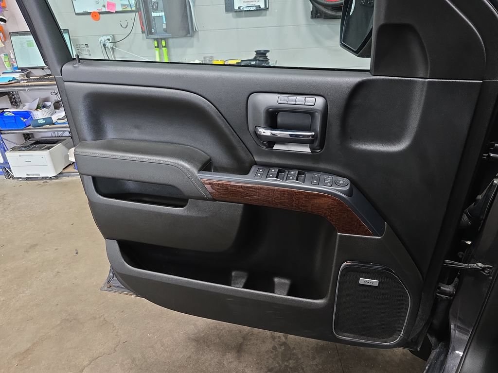 Used 2016 GMC Sierra 1500 SLT w/ SLT Premium Package AWD/4WD image 29