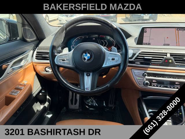 Used 2021 BMW 750i xDrive w/ Luxury Rear Seating Package AWD/4WD image 13