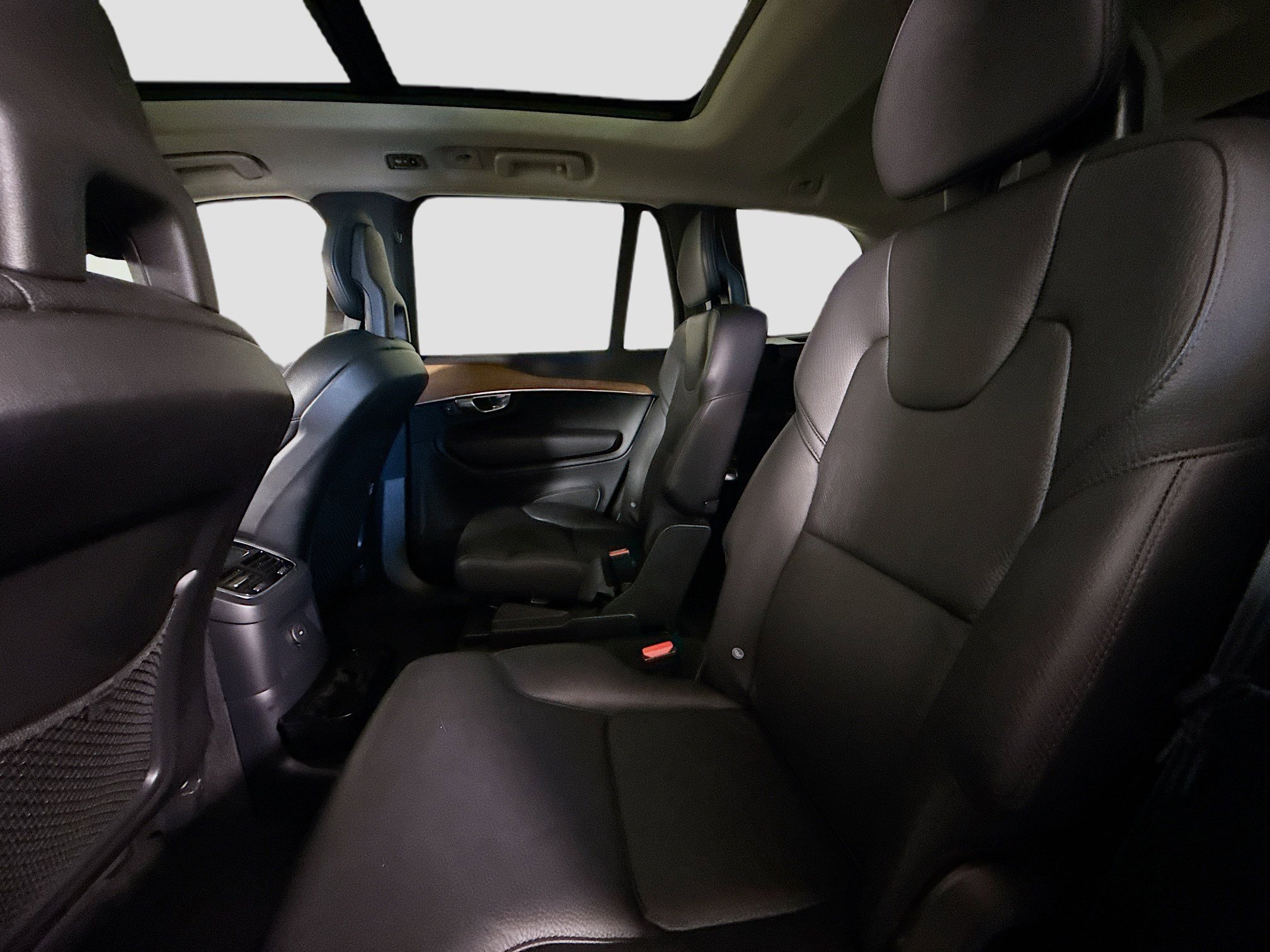 Used 2022 Volvo XC90 T8 Inscription Expression image 25