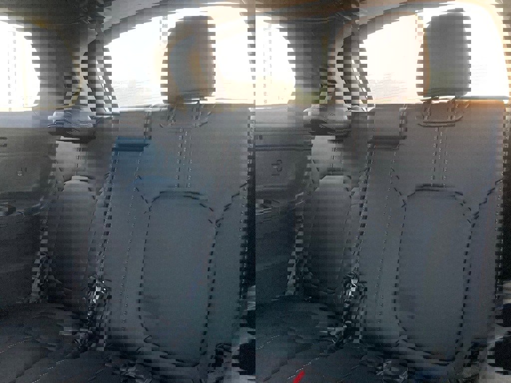 Used 2024 Honda Pilot TrailSport image 12