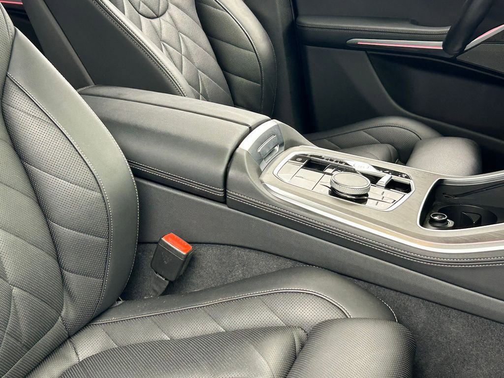 Used 2024 BMW X5 sDrive40i w/ M Sport Package image 48