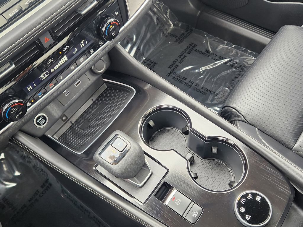 Used 2022 Nissan Rogue Platinum w/ Head-Up Display Package image 24