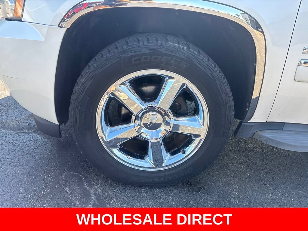 Used 2012 Chevrolet Suburban LTZ AWD/4WD image 9