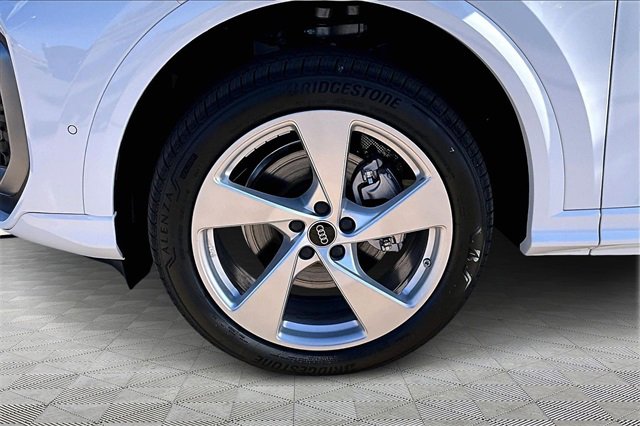 New 2025 Audi Q5 2.0T Premium Plus image 12