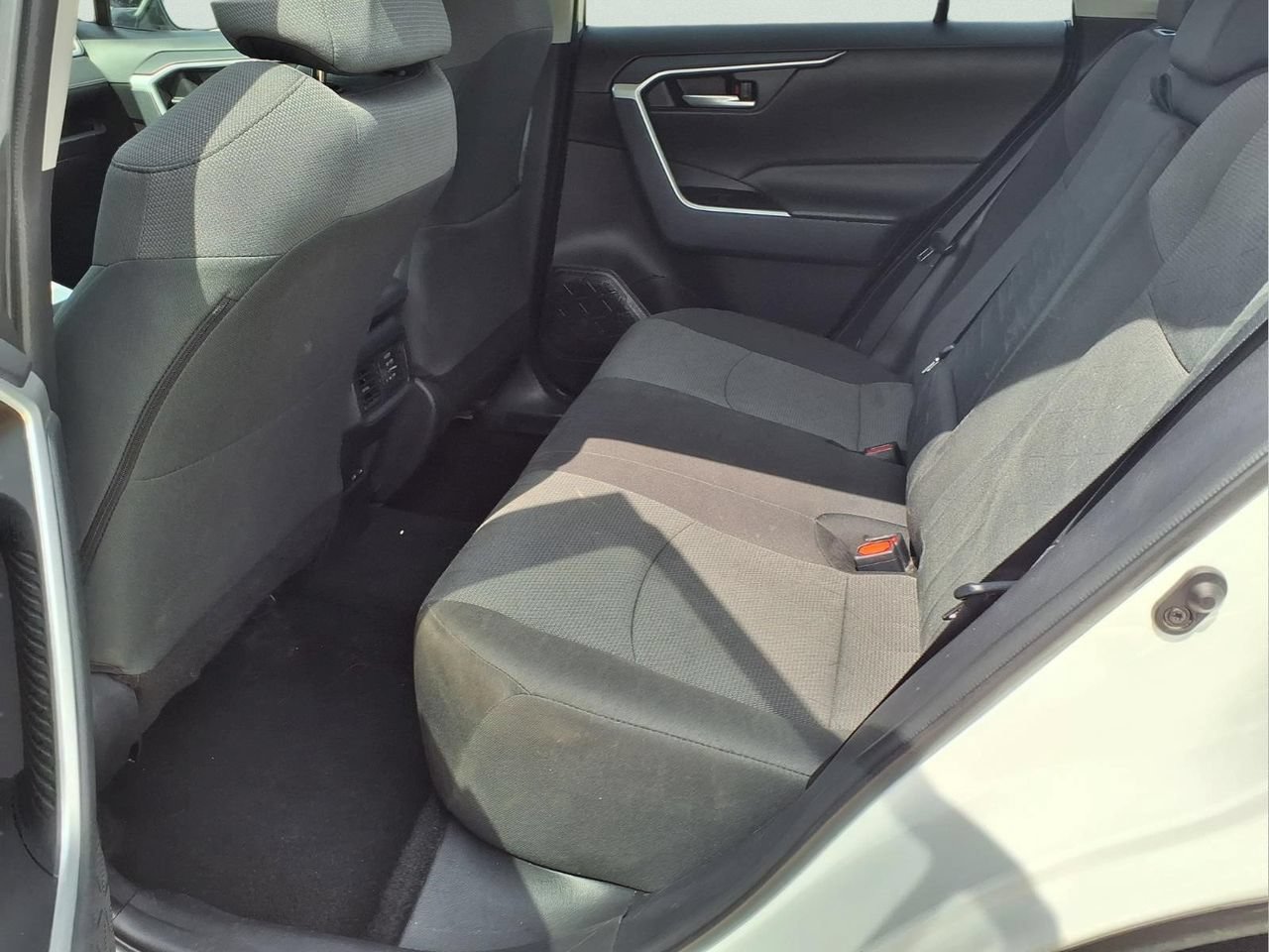Used 2025 Toyota RAV4 XLE AWD/4WD image 11