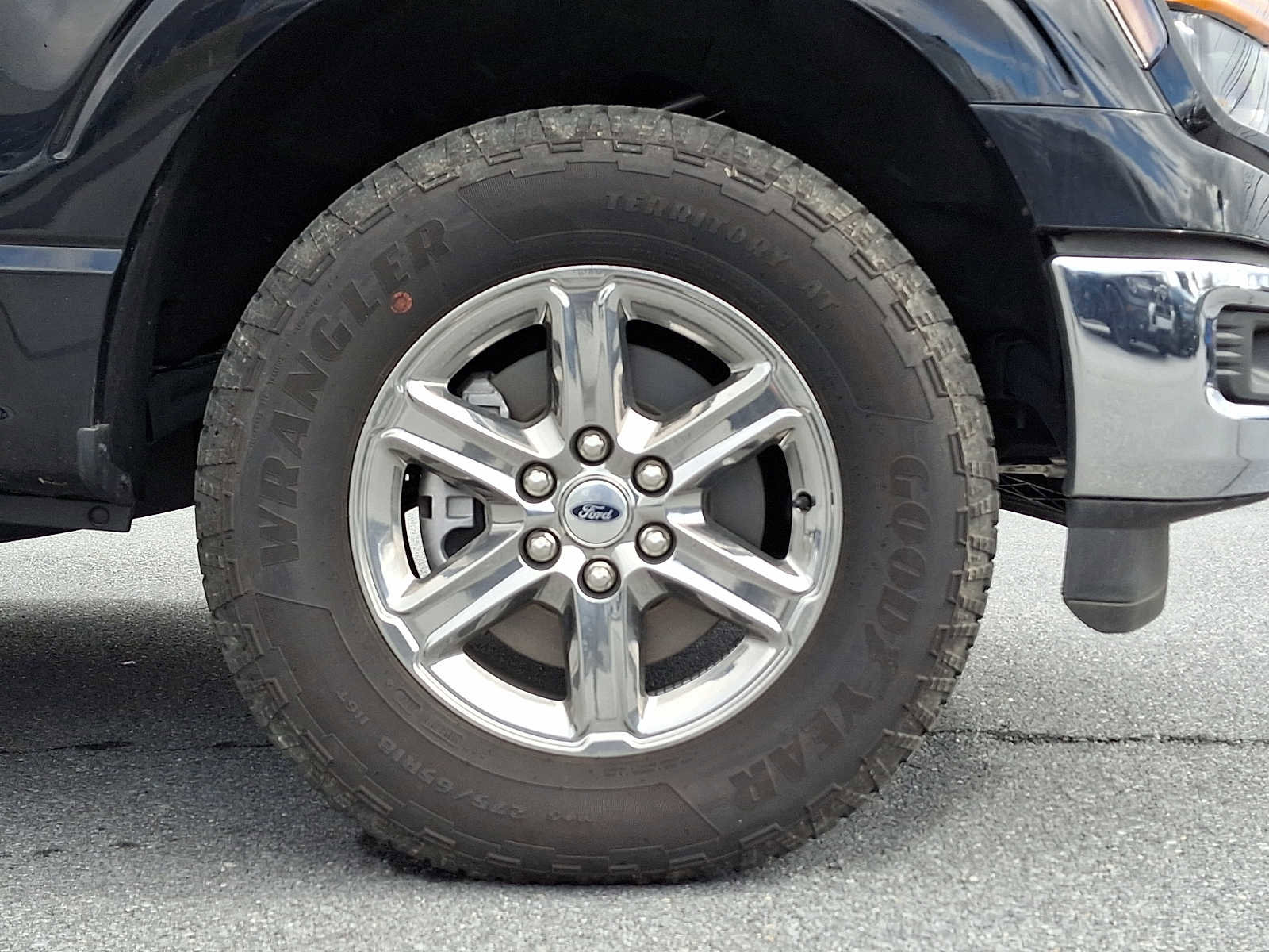 Certified 2024 Ford F150 XLT w/ Mobile Office Package image 8