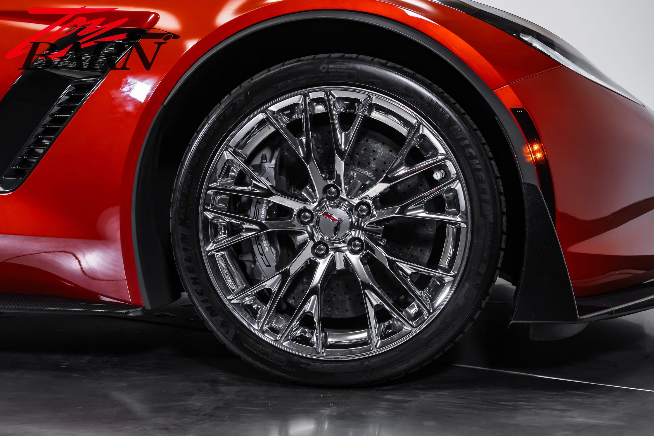 Used 2015 Chevrolet Corvette Z06 w/ 3LZ Preferred Equipment Group RWD image 22