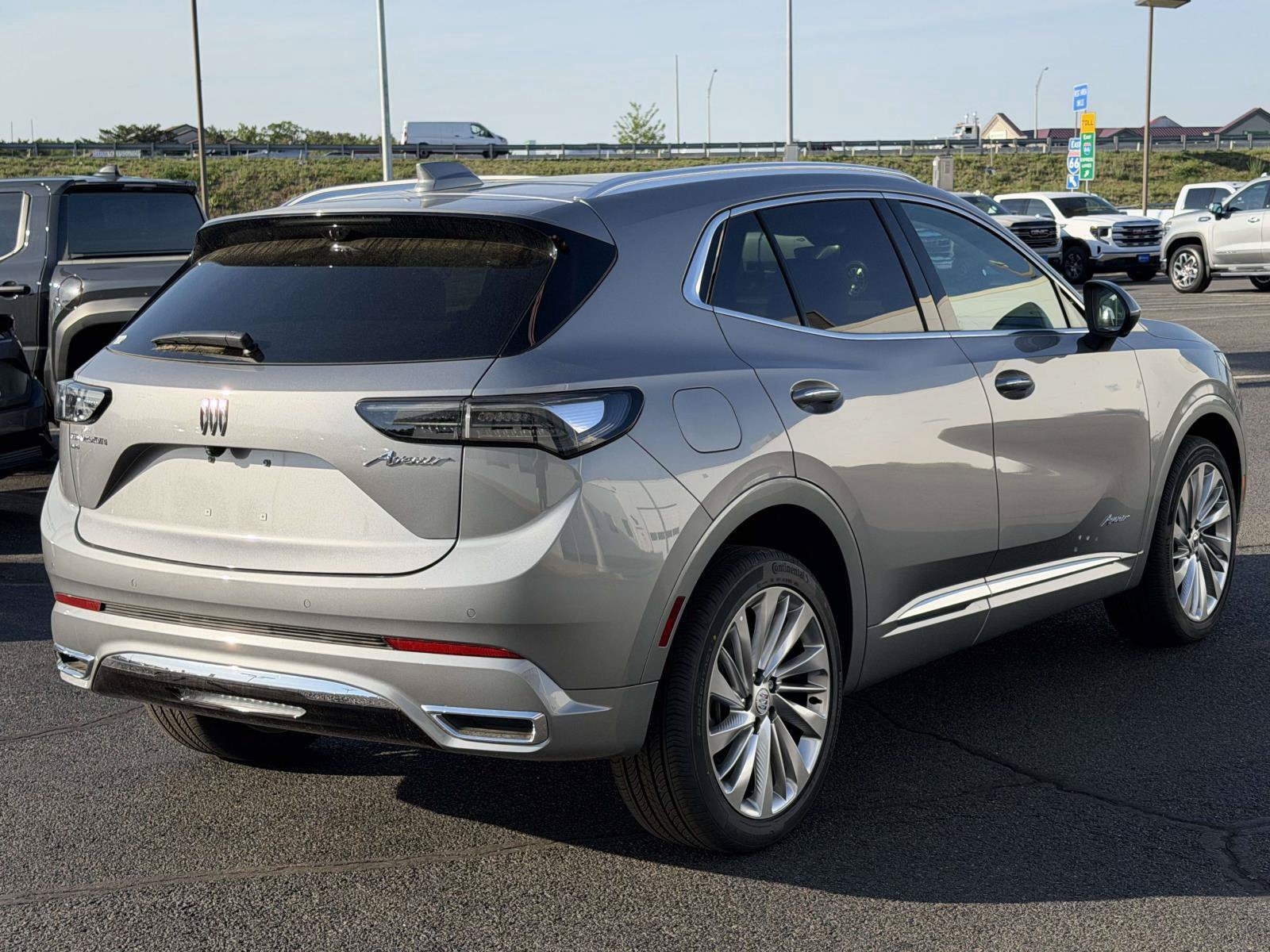 New 2026 Buick Envision Avenir AWD/4WD image 2