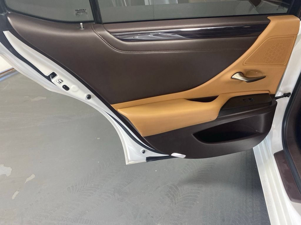 Used 2019 Lexus ES 350 w/ Accessory Package 2 FWD image 27