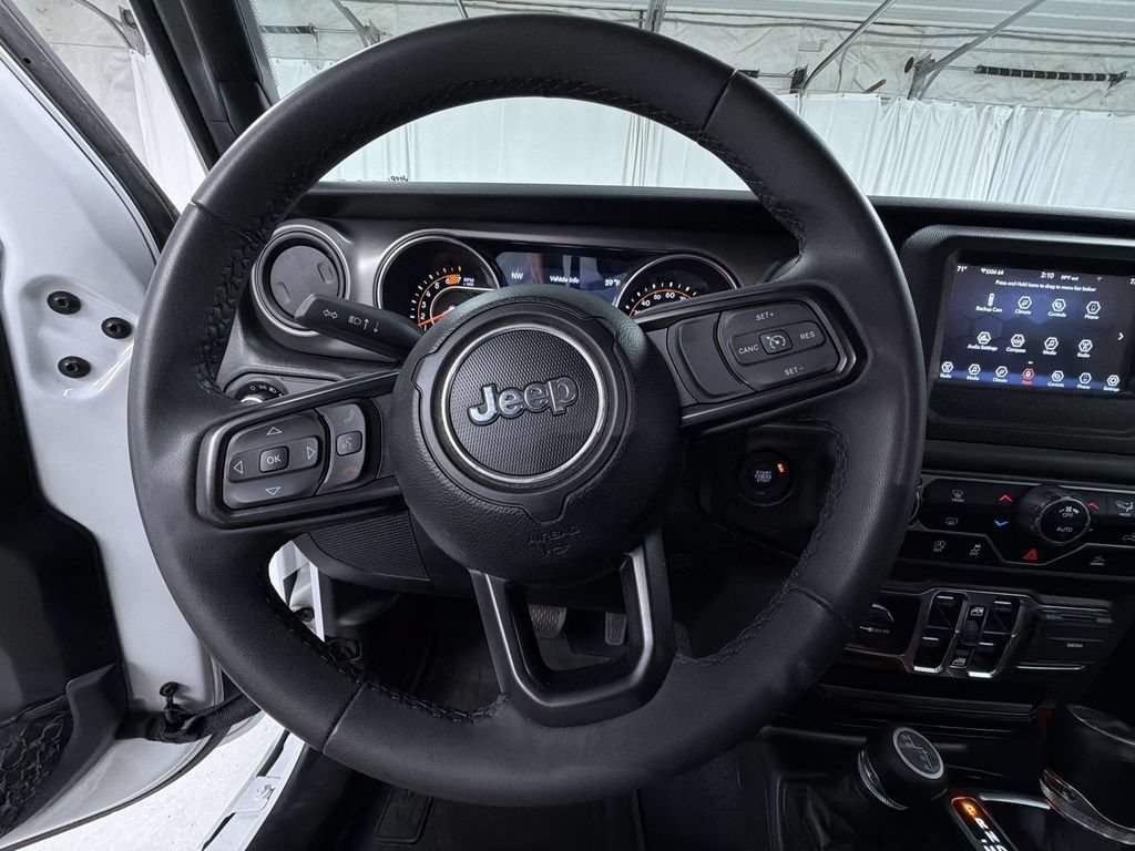 Used 2023 Jeep Wrangler Unlimited Sport AWD/4WD image 25