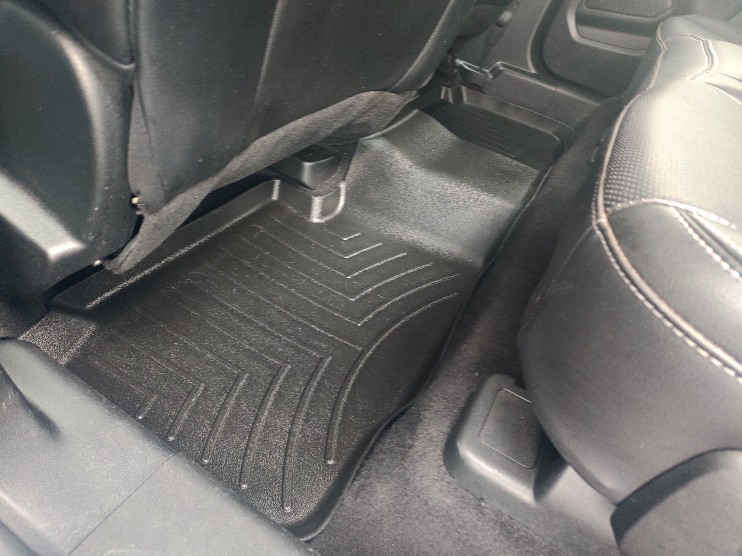Used 2020 Ford Escape SEL FWD image 11