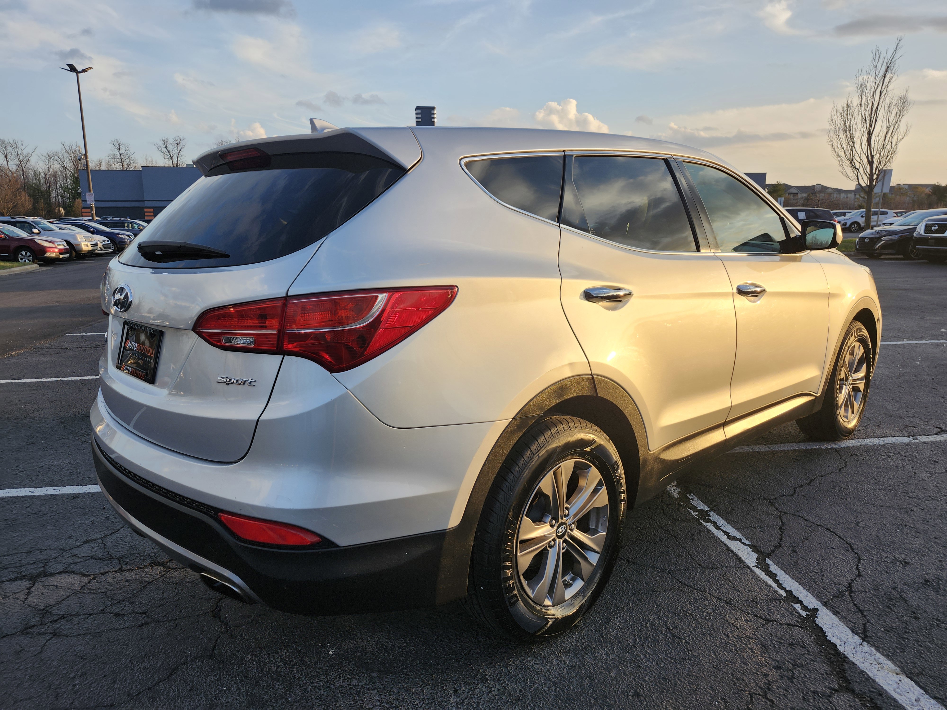 Used 2015 Hyundai Santa Fe Sport FWD image 14