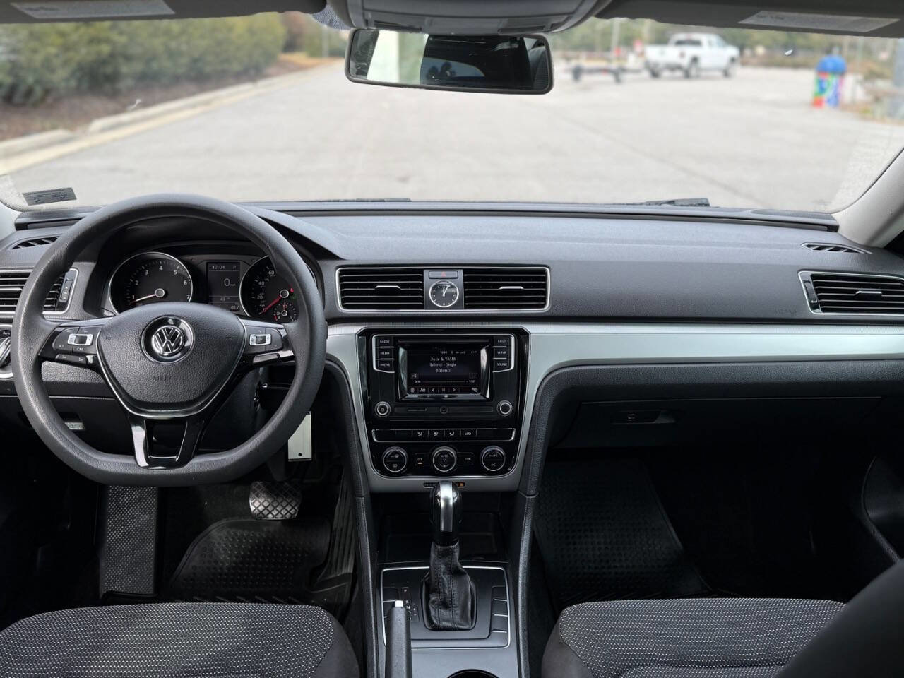 Used 2017 Volkswagen Passat 1.8T S image 19