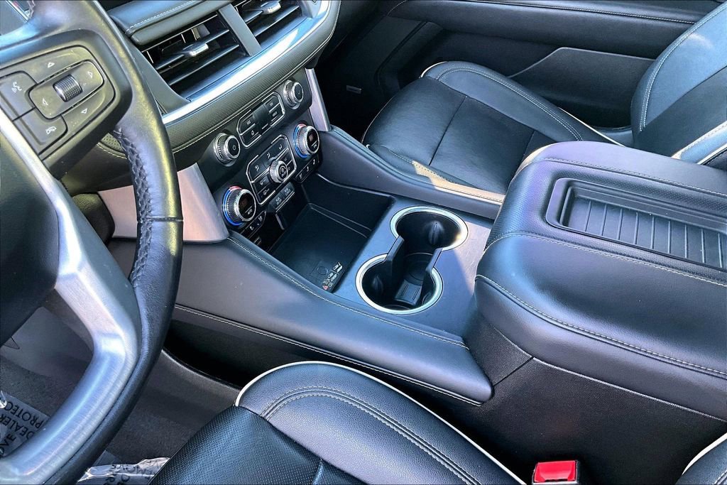 Used 2022 GMC Yukon SLT w/ SLT Premium Package image 15