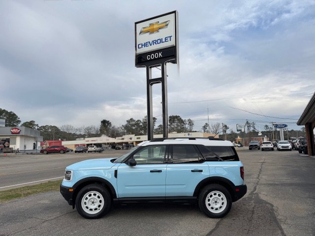 Used 2025 Ford Bronco Sport Heritage w/ Convenience Package image 1