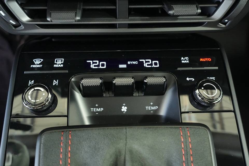 Used 2024 Porsche 911 GT3 image 22