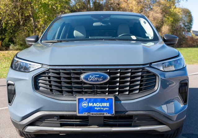 Used 2025 Ford Escape Active w/ Tech Pack #1 image 3