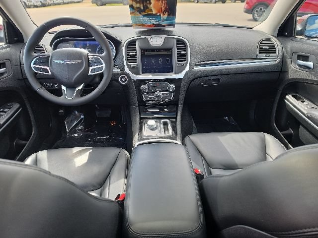 Used 2023 Chrysler 300 Touring L w/ Popular Equipment Group AWD/4WD image 12