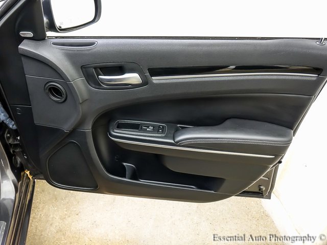 Used 2018 Chrysler 300 S w/ Safetytec Plus Group image 23