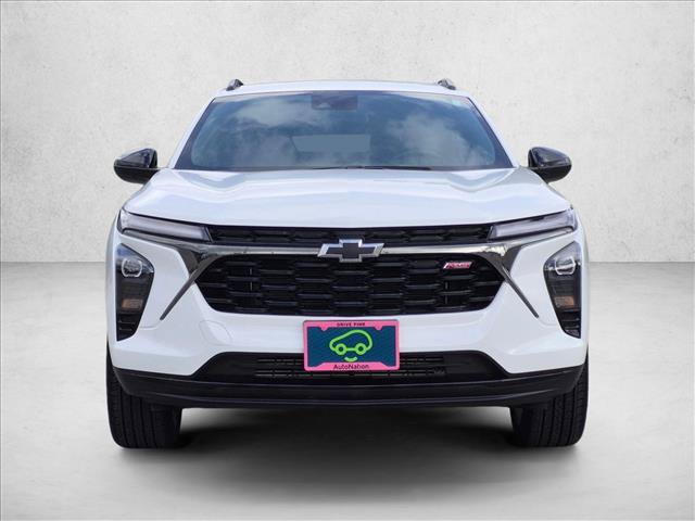 Certified 2025 Chevrolet Trax RS w/ Driver Confidence Package FWD image 2