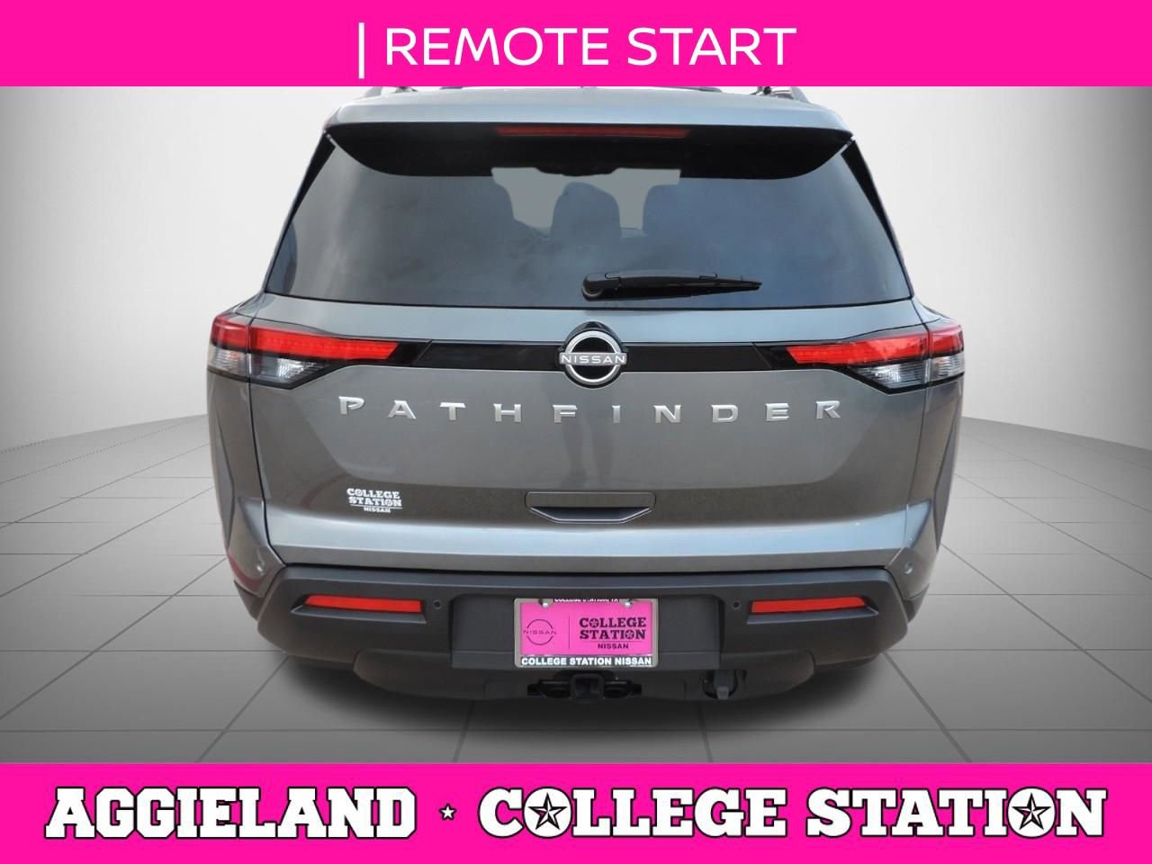 Used 2025 Nissan Pathfinder SV w/ SV Premium Package image 5