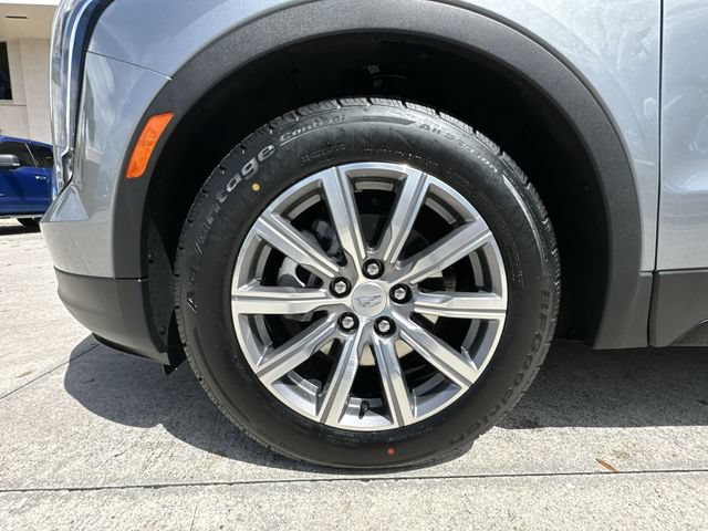 Certified 2023 Cadillac XT4 Sport w/ Driver Assist Package FWD image 18