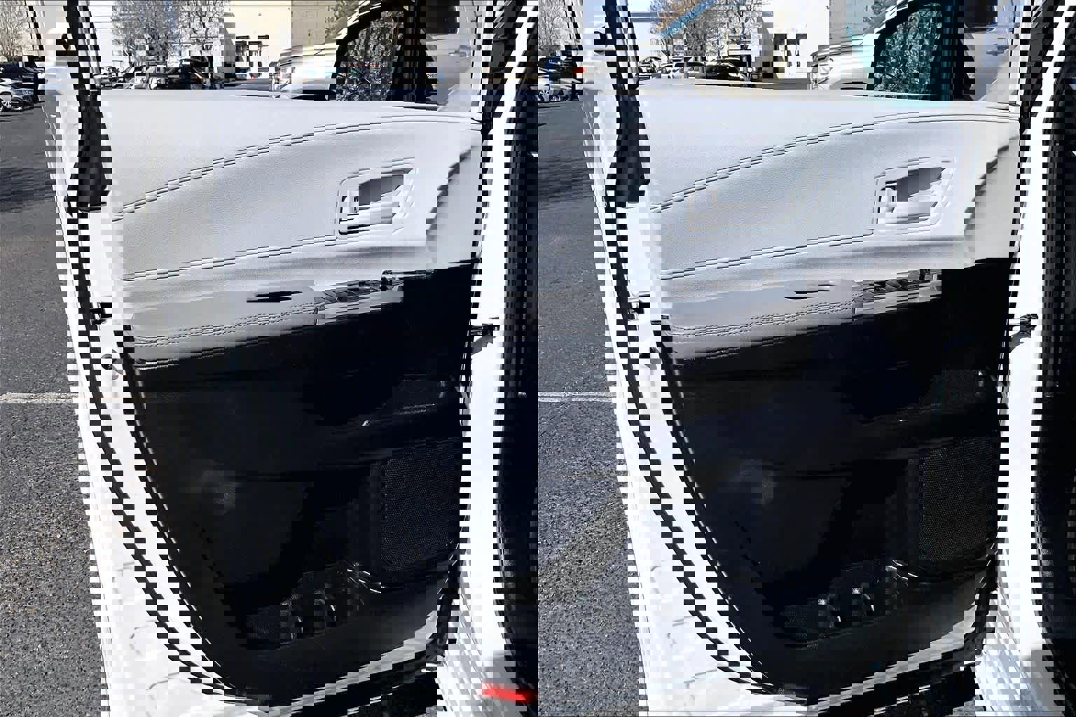 Used 2025 Toyota Sienna LE w/ LE Plus Package image 19