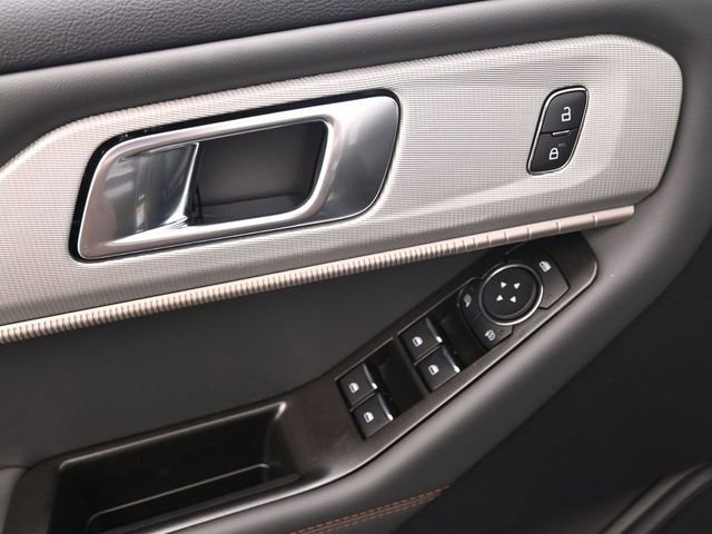 New 2026 Ford Explorer Active AWD/4WD image 13