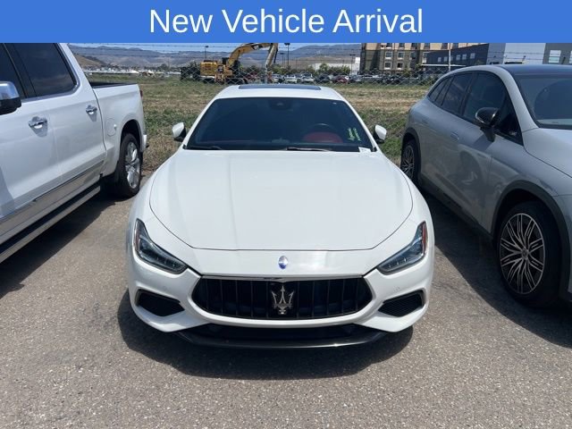 Used 2018 Maserati Ghibli S GranSport RWD image 3