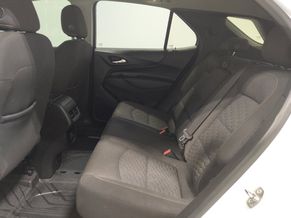 Used 2019 Chevrolet Equinox LT FWD image 18