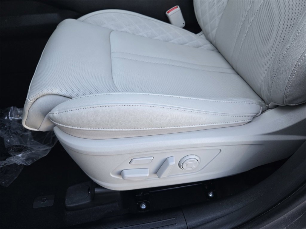 Used 2025 Kia Sorento SX Prestige image 14