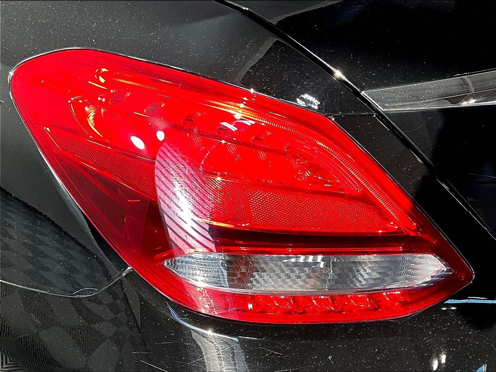 Used 2016 Mercedes-Benz C 300 4MATIC Sedan image 20