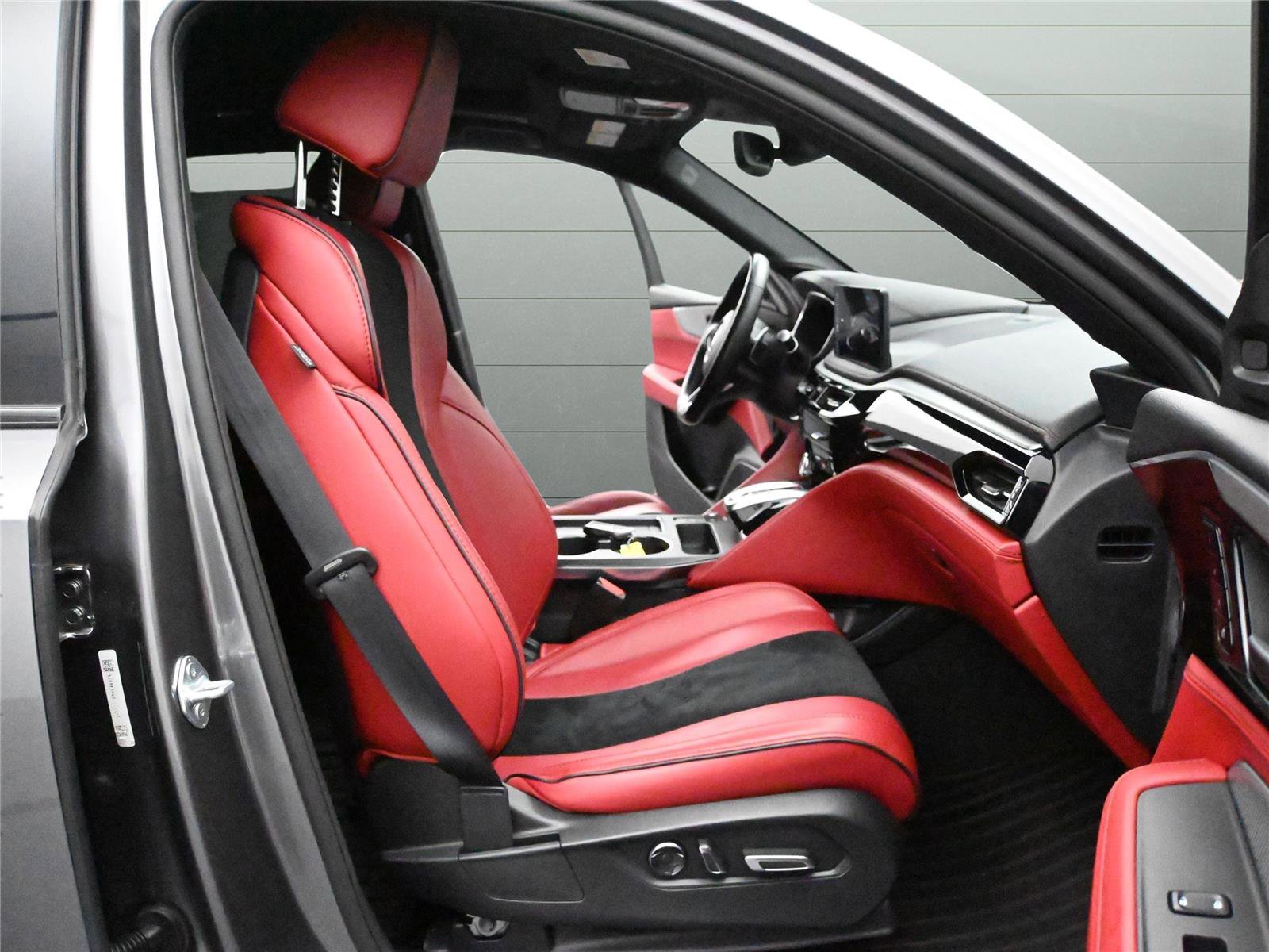 Certified 2025 Acura MDX A-Spec image 18