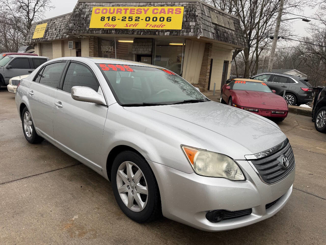 Used 2009 Toyota Avalon XL image 1