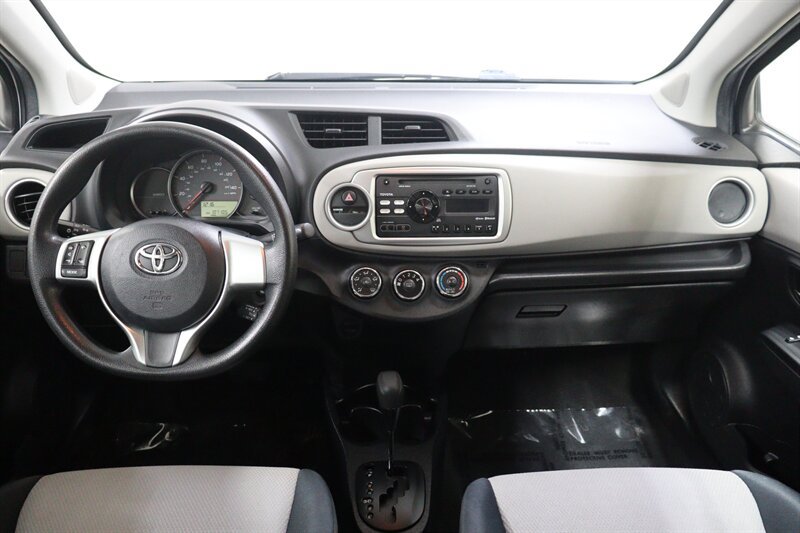Used 2014 Toyota Yaris LE FWD image 9