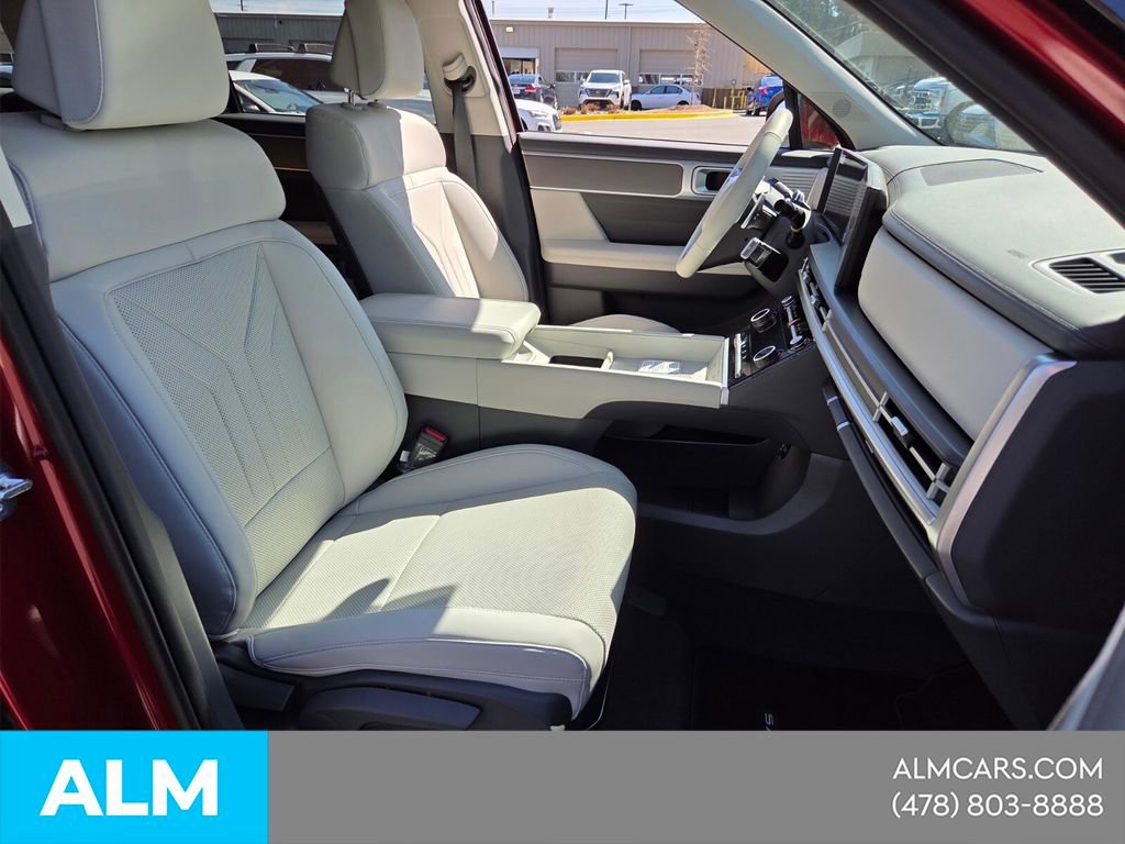 Used 2026 Hyundai Santa Fe SEL AWD/4WD image 16