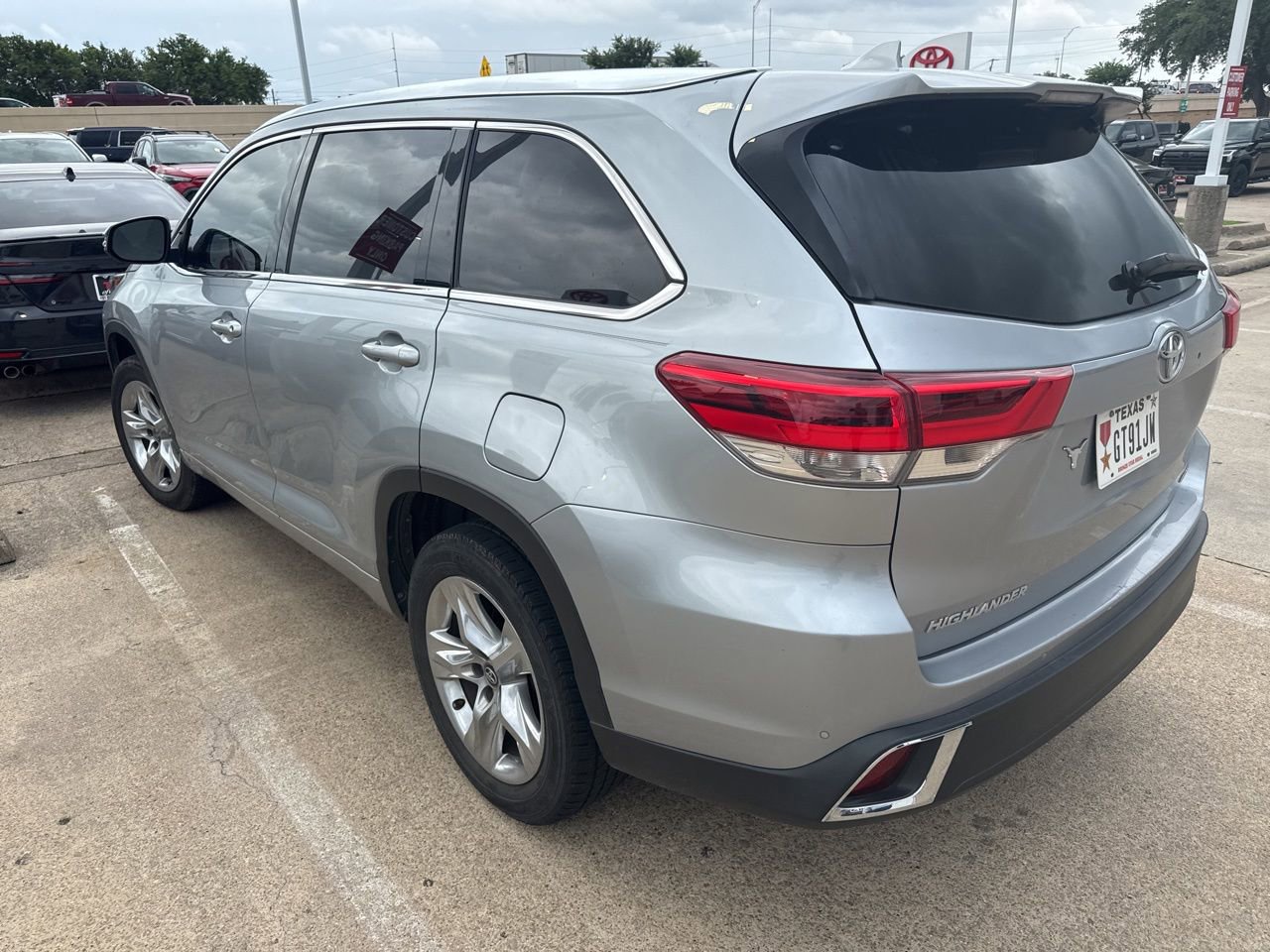 Used 2018 Toyota Highlander Limited image 5