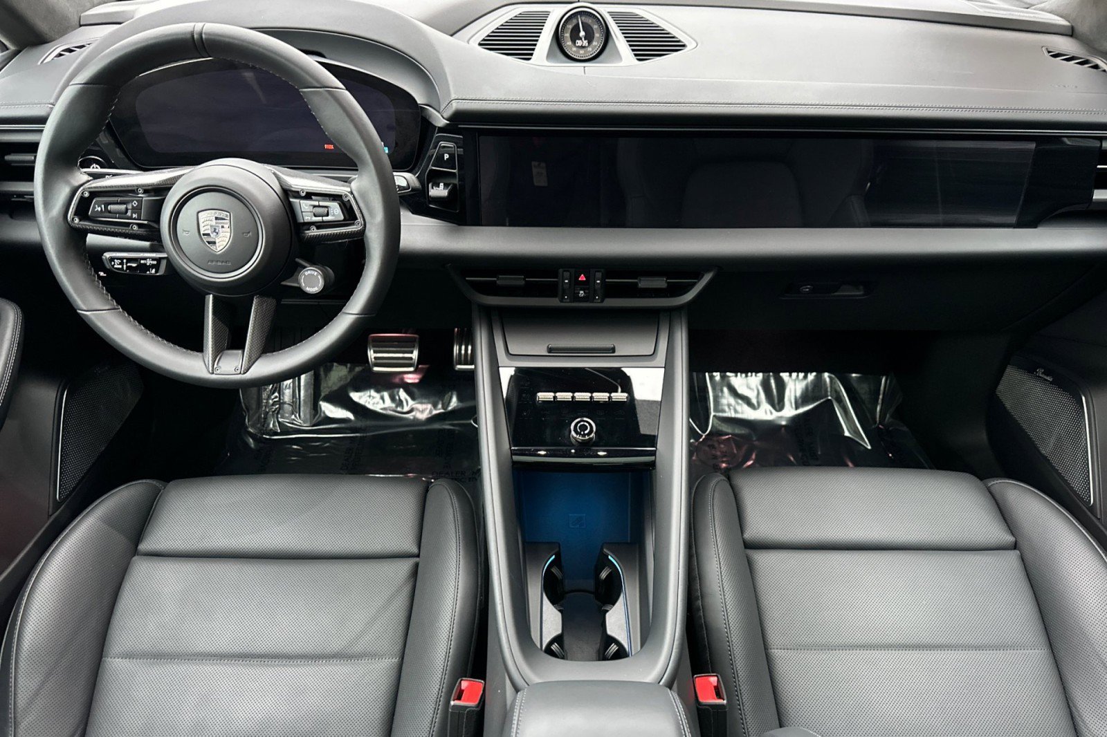 Used 2025 Porsche Macan Turbo Electric w/ Premium Package image 6