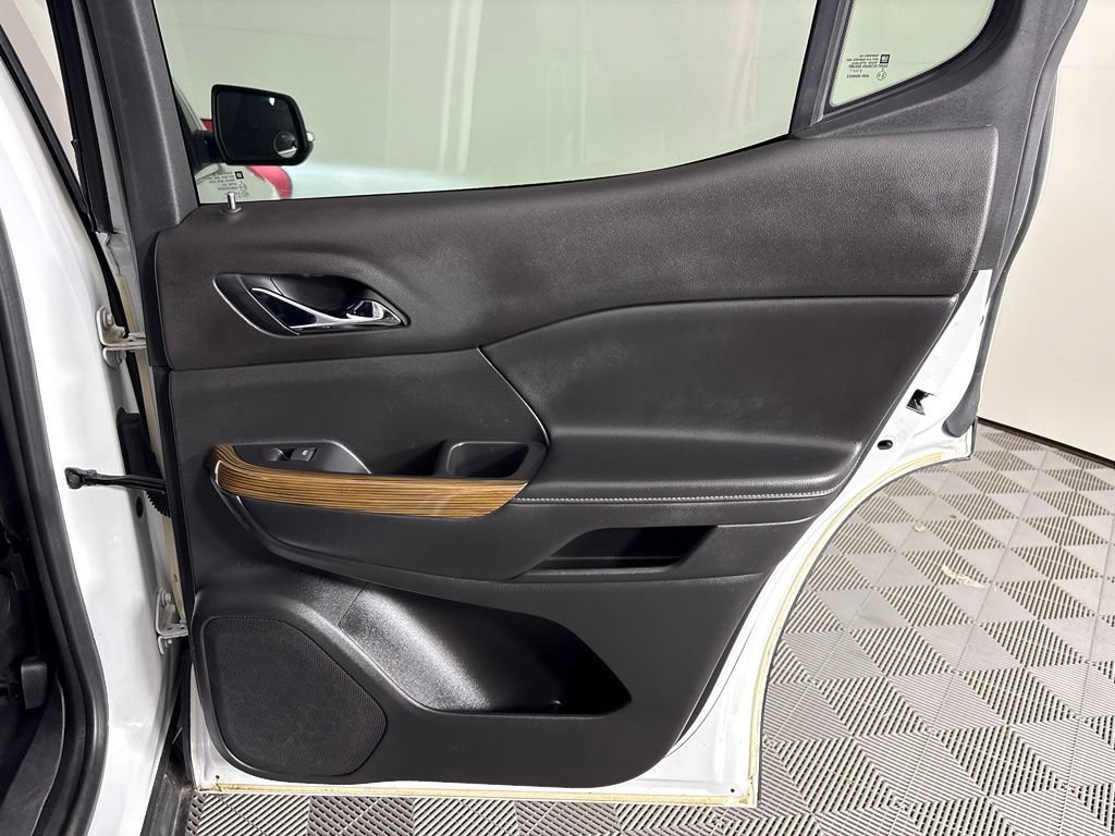 Used 2020 GMC Acadia SLE w/ Driver Convenience Package FWD image 48