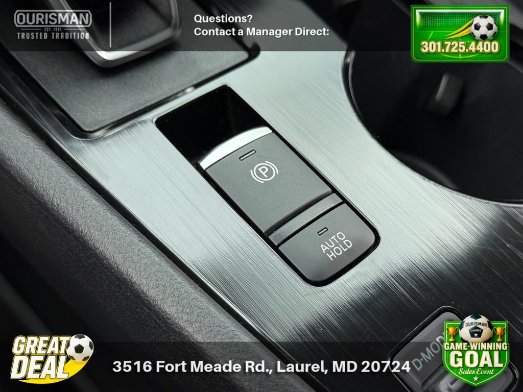 Used 2025 Nissan Rogue SV FWD image 28