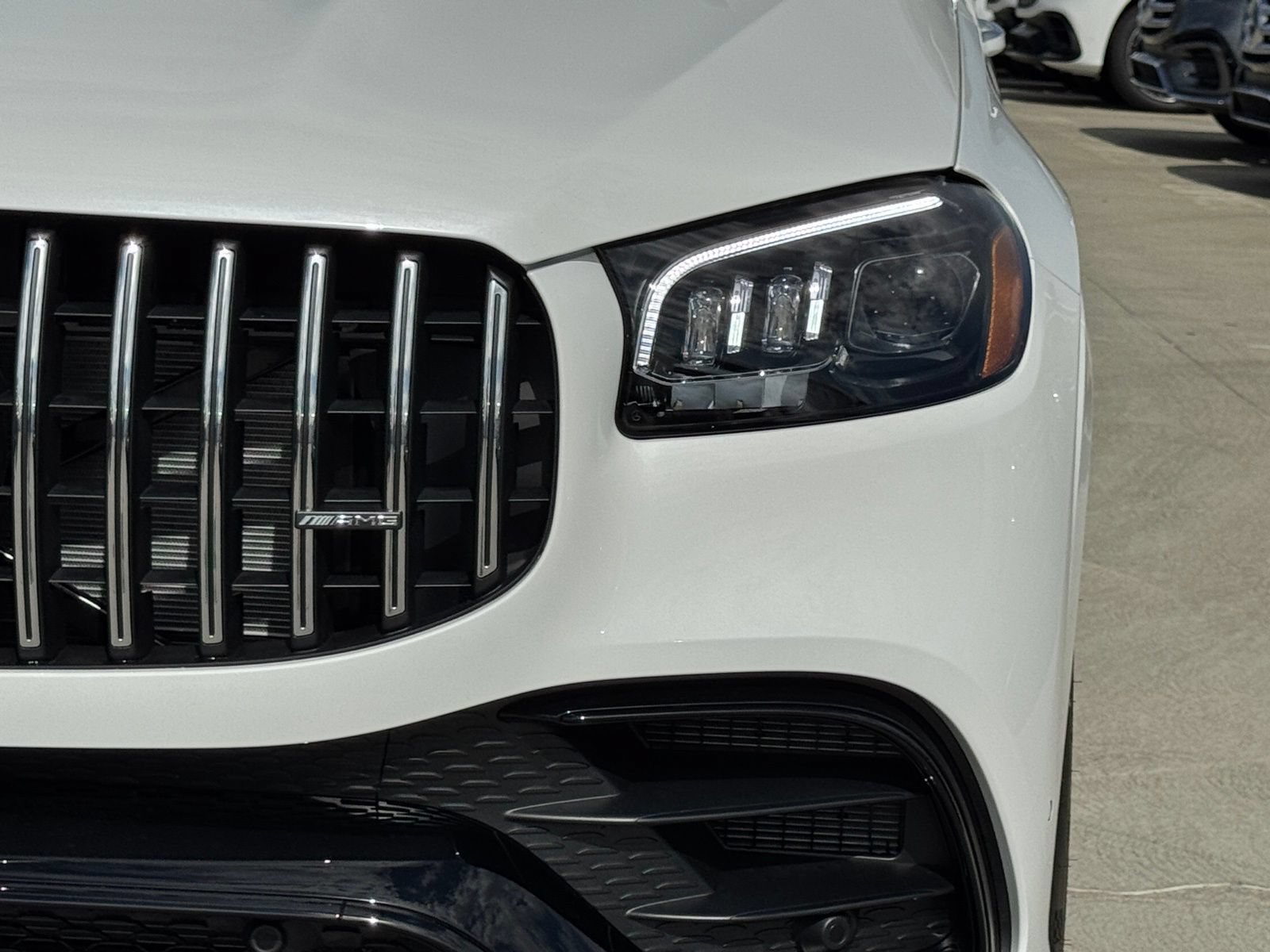 New 2025 Mercedes-Benz GLS 63 AMG 4MATIC image 4