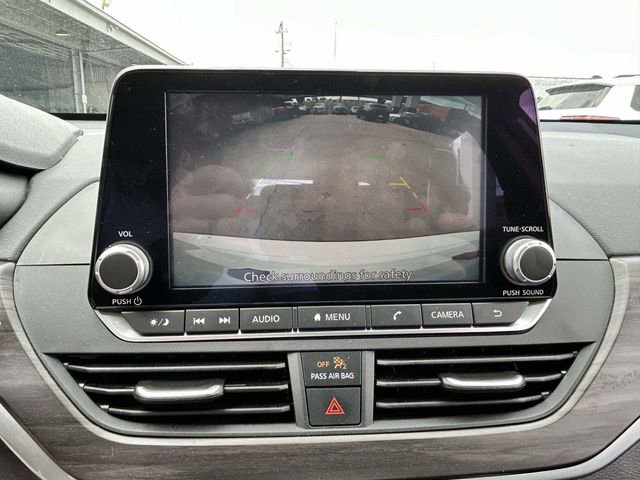 Used 2025 Nissan Altima 2.5 SV image 15