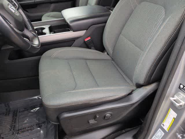 Used 2022 RAM 1500 Big Horn AWD/4WD image 17