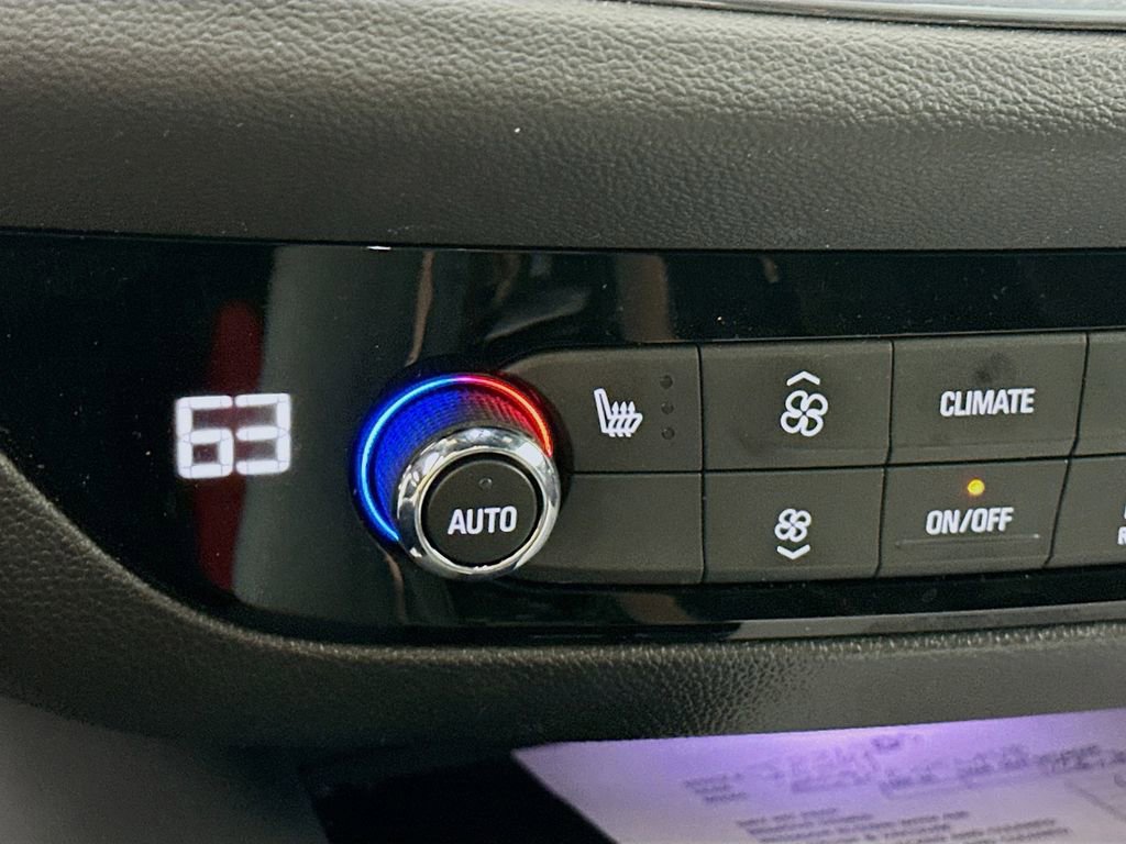 Used 2024 Buick Enclave Essence w/ Sport Touring Edition image 28