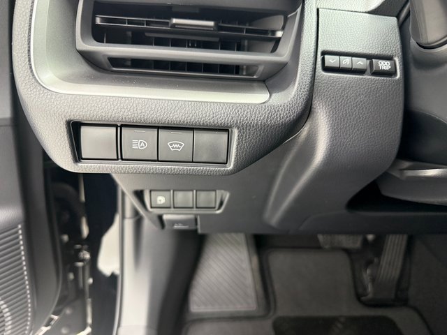 New 2026 Toyota Prius LE image 10