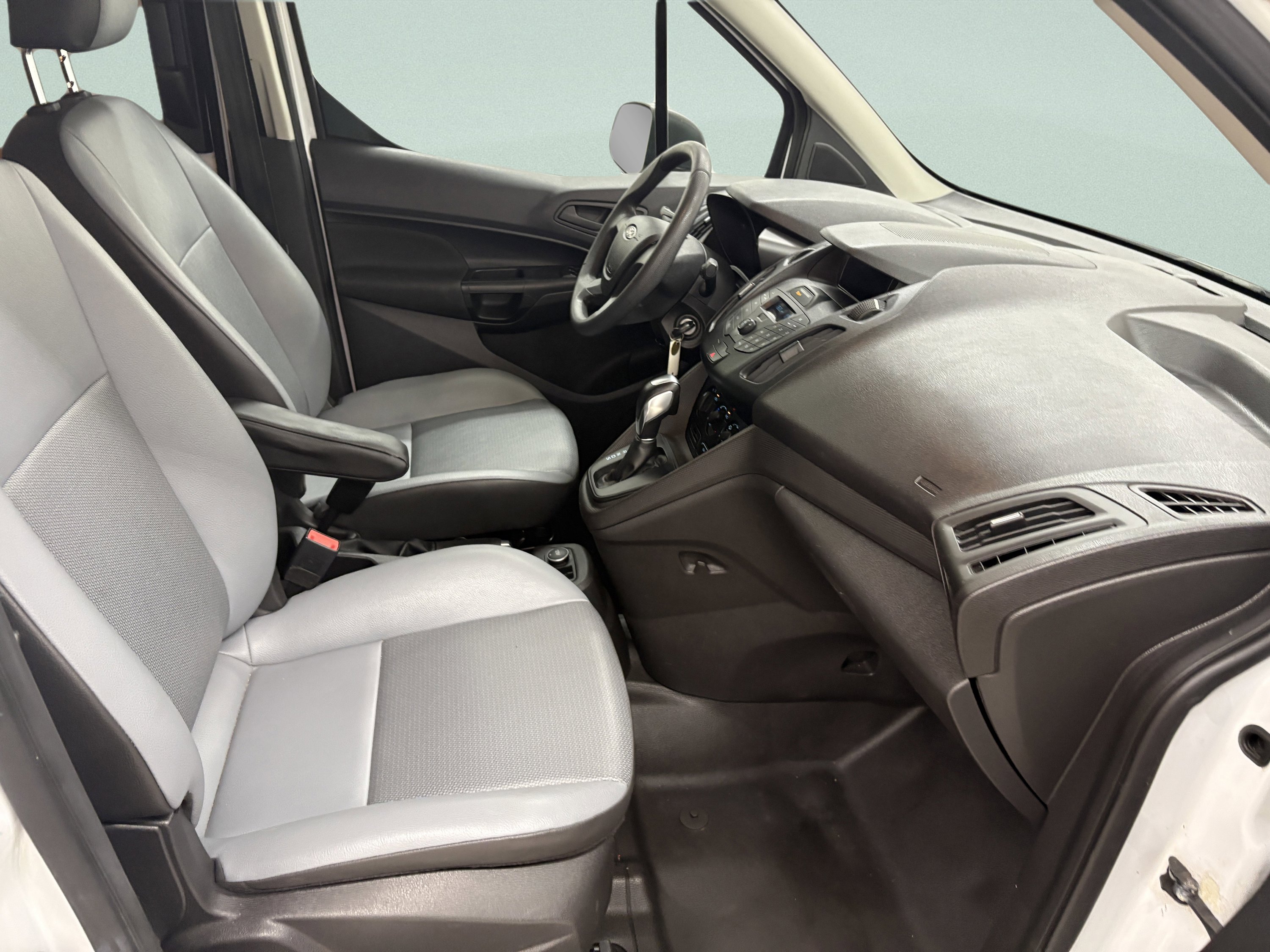 Used 2018 Ford Transit Connect XL FWD image 20