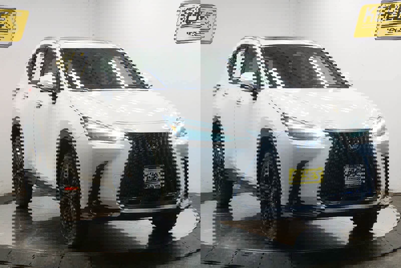 Used 2024 Lexus NX 450h+ Luxury image 5